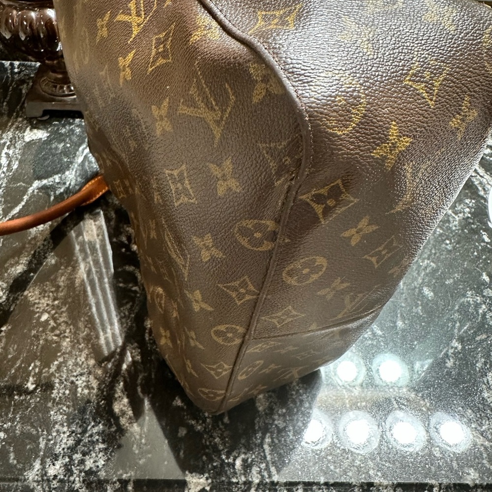 Louis Vuitton Monogram Canvas Looping GM Shoulder Bag - Picture 8 of 15